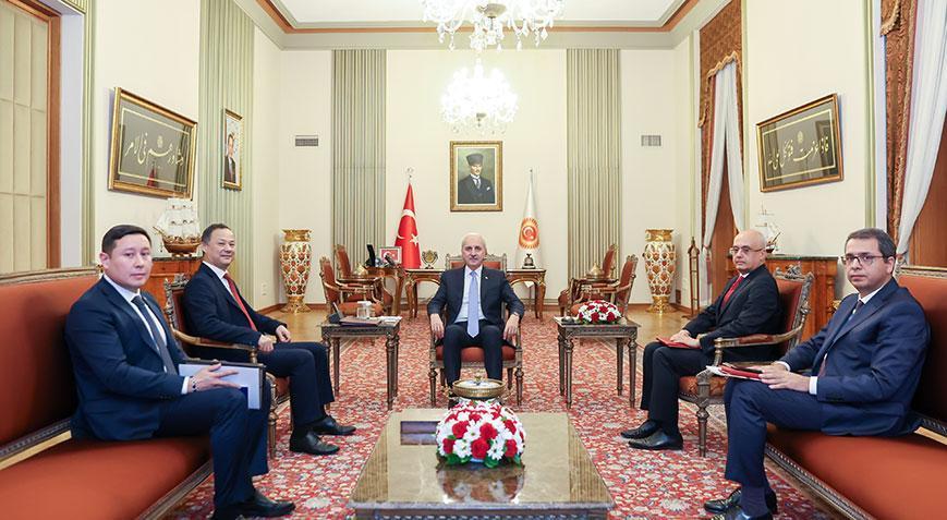 Meclis Başkanı Kurtulmuş, Kırgızistan’ın Ankara Büyükelçisi’ni kabul etti